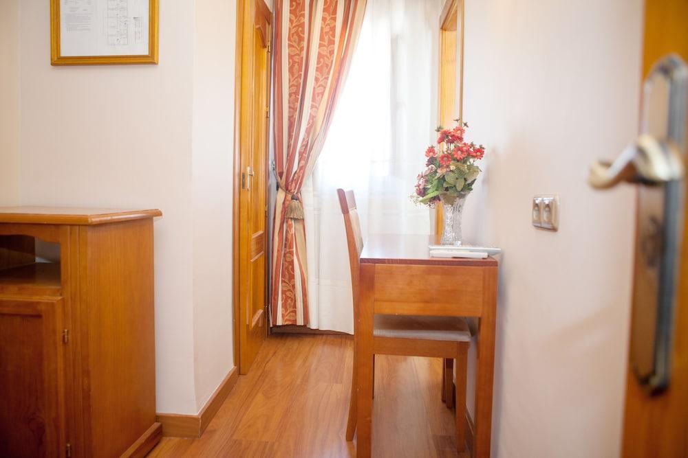 Hotel Alameda Malaga Luaran gambar