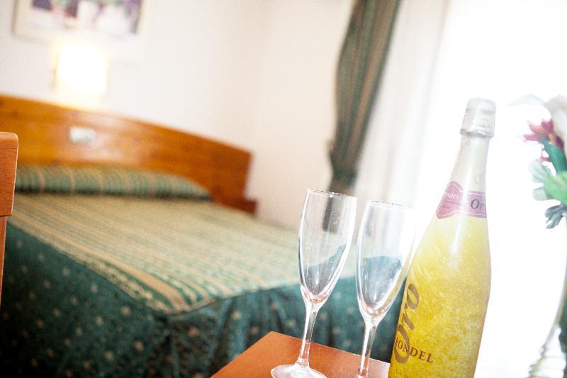 Hotel Alameda Malaga Luaran gambar